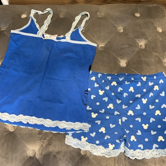 Pjs - Picture 4 of 4